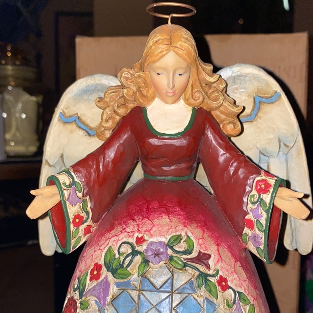 Jim Shore Christmas Angel Figurine with Red and Blue Accents Joy of Christmas Mo - Picture 4 of 7
